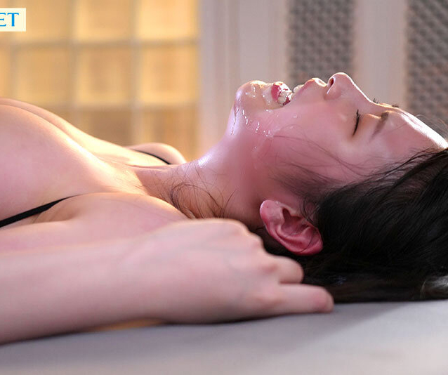 りょう(凉)作品IPZZ-469发布!「172公分F奶高身长正妹」绝顶觉醒,「激烈场面」魔鬼抽插2279次!