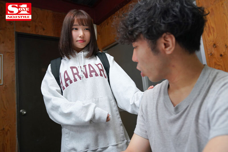 安達夕莉(安达夕莉)作品SSIS-990发布!打工后辈原来有丰满隐乳,脱掉衣服后是「超雄伟的巨乳」!