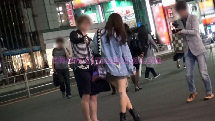 【博狗扑克】【200GANA-1528】性感F罩杯巨乳小姐姐 【博狗扑克】【200GANA-1528】性感F罩杯巨乳小姐姐