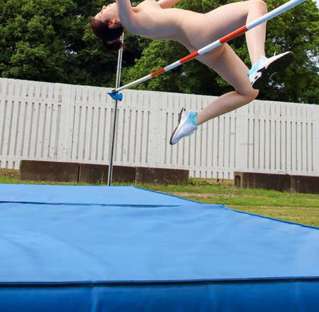 神木麗(神木丽)作品START-443发布！G奶女神的首次全裸下流运动测验，户外光溜溜折返跑太刺激