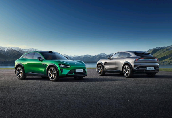 雷军宣布赠送6万个小米汽车合金车模 庆祝50万台下线 雷军宣布赠送6万个小米汽车合金车模 庆祝50万台下线