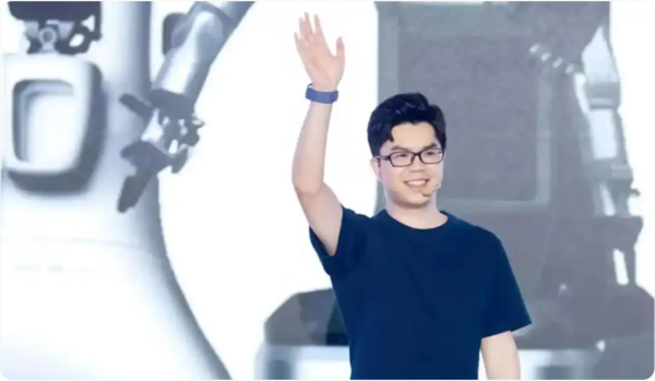 彭志辉 “华为天才少年”彭志辉执掌上纬新材 出任新董事长