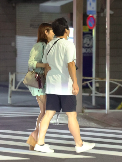 【博狗扑克】抓到了!美乃すずめ(美乃雀)和搞笑艺人过夜!【EV扑克下载】 【博狗扑克】抓到了!美乃すずめ(美乃雀)和搞笑艺人过夜!【EV扑克下载】