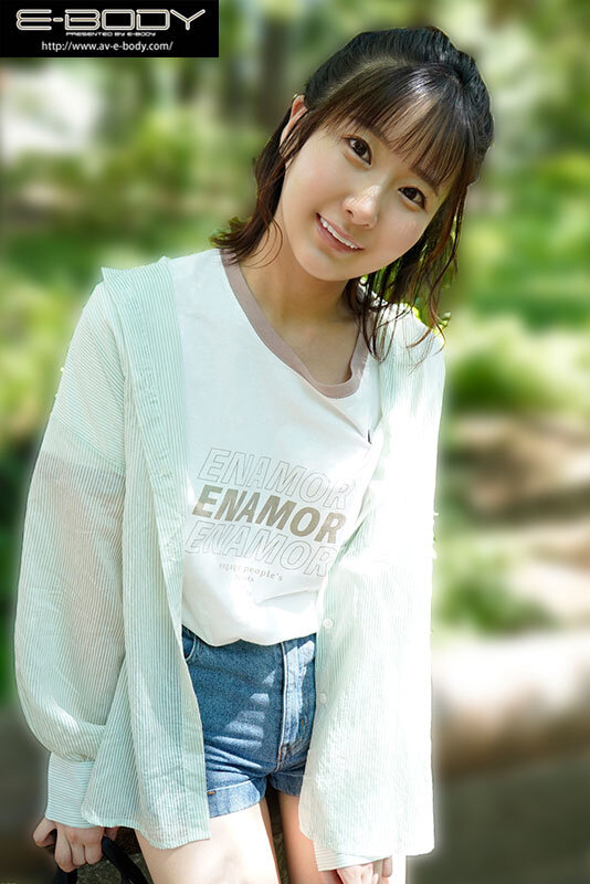 由衣陽菜(由衣阳菜)作品EBWH-292发布!美巨乳女友第一次来家里住,一整晚不用睡疯狂抽插高潮不断