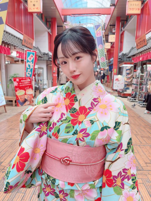 神木彩第一部作品番号及封面，神木彩个人简介