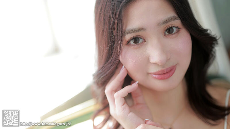 涩泽理耶流(MFYD-085)166公分F罩杯大腿！八头身黄金比例的人妻一抠就喷水！