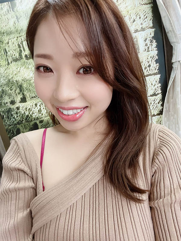 德州扑克游戏视频:长泽里实(SYK-007) 坐地能吸土?!熟女姐姐身材娇小战力超强…G乳肥美臀肉欲体超能干~【GG扑克】