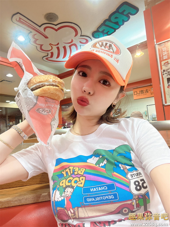 【WPT扑克】[JUQ-308]惊！惠比寿麝香葡萄（恵比寿マスカッツ）的吉泽友贵睽违四年重返淫光幕！