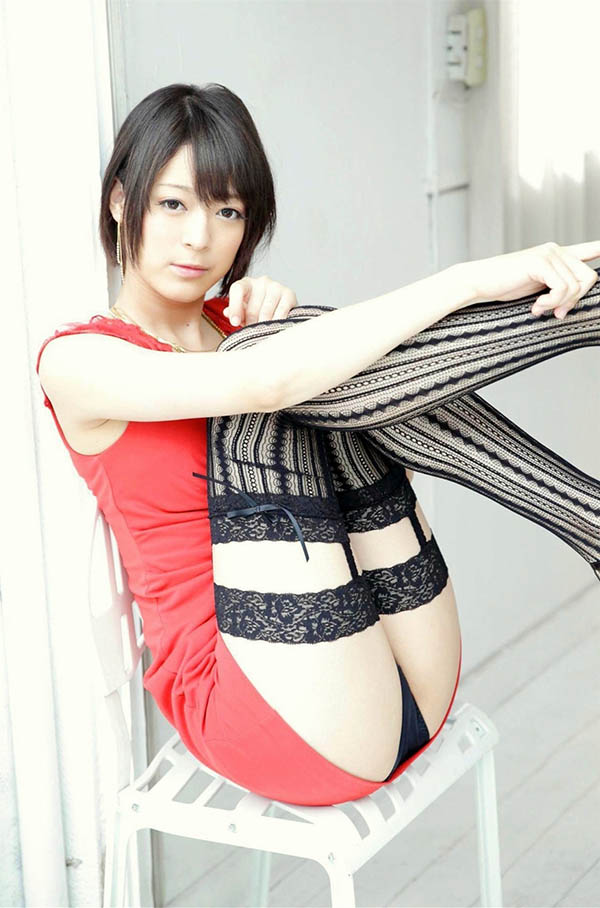 【小鱼Poker】最新推荐！AV究极美腿王者「司美琴」精选作品介绍……