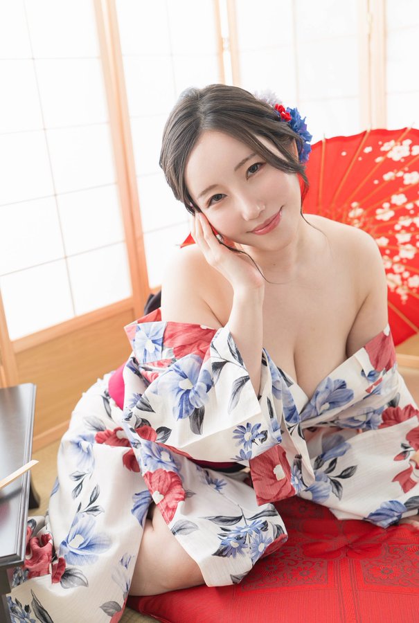 【APT扑克】最新推荐！人气泳装模特儿「夏目玲香」精选作品介绍……