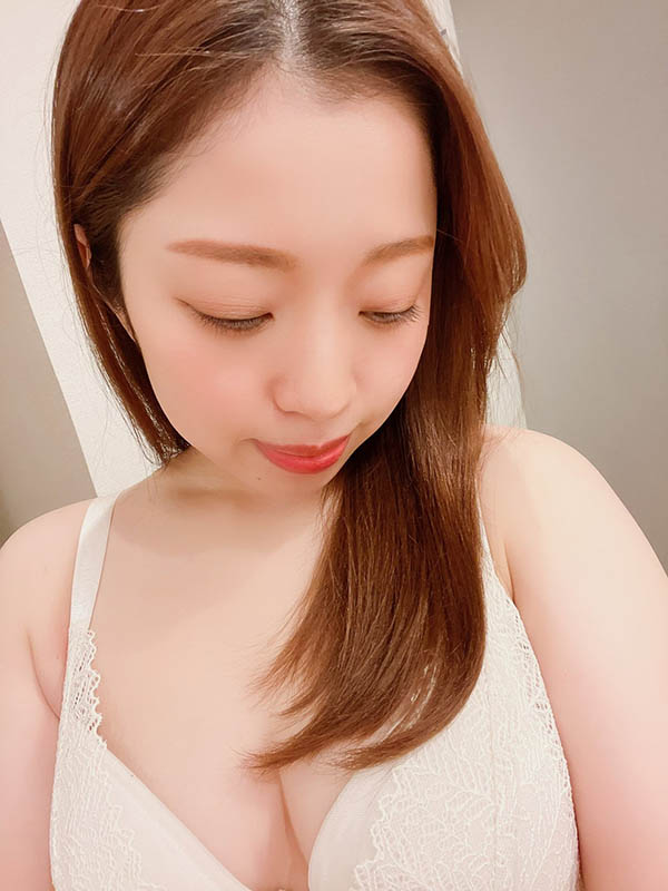 最新推荐！G乳肥美臀肉欲姐姐「长泽里实」精选作品介绍……