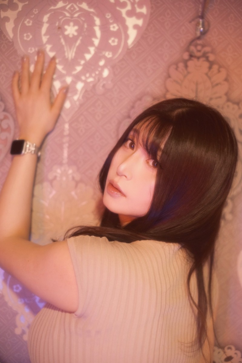 一億人の愛人!比20岁性感、比30岁奔放、比40岁可爱的她重大声明!