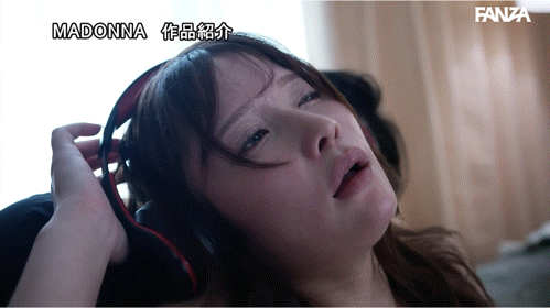 德州扑克游戏视频：(JUR-636)耳机是重点！桃园怜奈被30公分后的痴汉非法侵入了！【GG扑克】