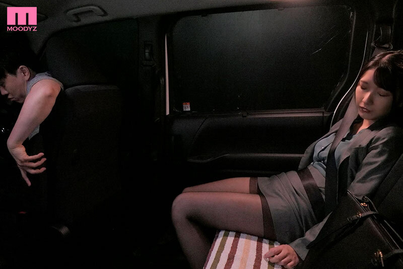 【博狗扑克】宮西ひかる(宫西光)作品MIAB-603发布！女友聚餐烂醉乱搭白牌车！惨遭司机在车上扯开黑丝强制中出【EV扑克下载】