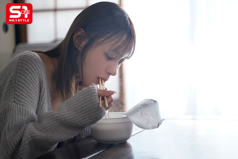 【6upoker】儿玉七海(SNOS-219) 放假不回家!「巨乳女大生」找舍监取暖,不小心就大干好几场