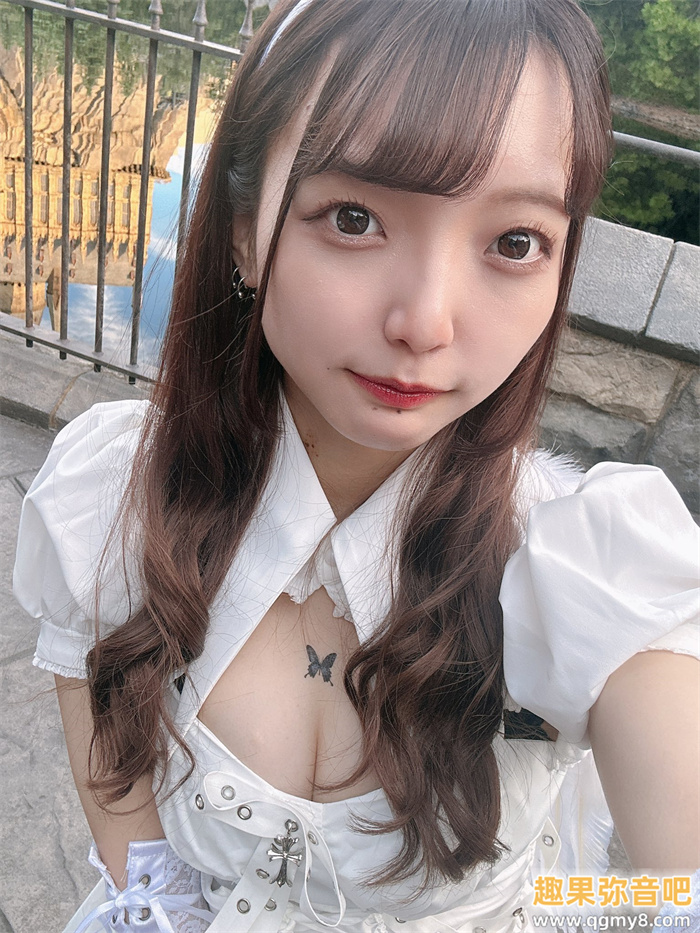 [HMN-548]好友是艾薇女艺人！所以没谈过恋爱的青井蓝（あおい藍）也下海了！