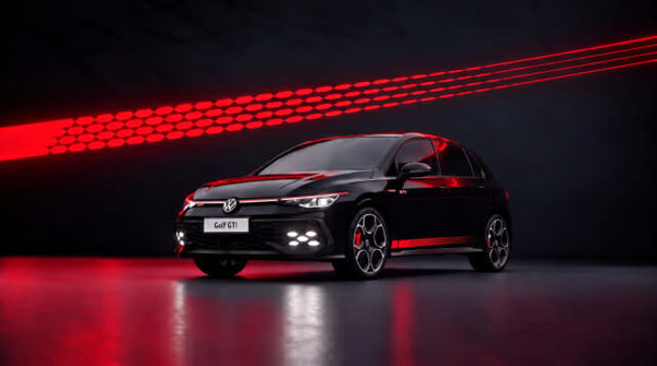 大众高尔夫GTI 20周年黑色特别版 大众高尔夫GTI 50周年限量版开启预售 数量仅100台